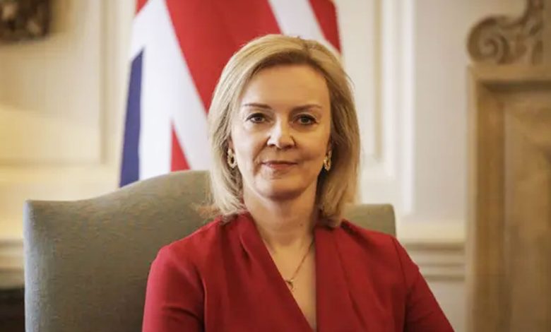 Liz Truss | बचपन में प्ले किया था प्रधानमंत्री 'मार्गरेट थैचर' का रोल आज खुद बनने जा रही ब्रिटेन की PM, जानें कौन हैं लिज़ ट्रस